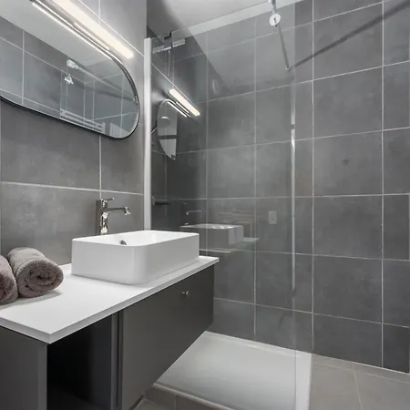 Apartment Lilyta B201 *